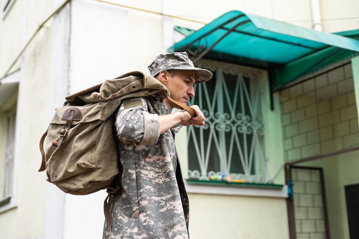 Когда оставление части или службы считается самовольным