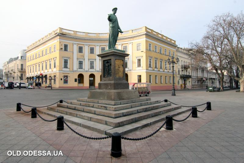 Фото з Одеси - пам'ятник Дюку