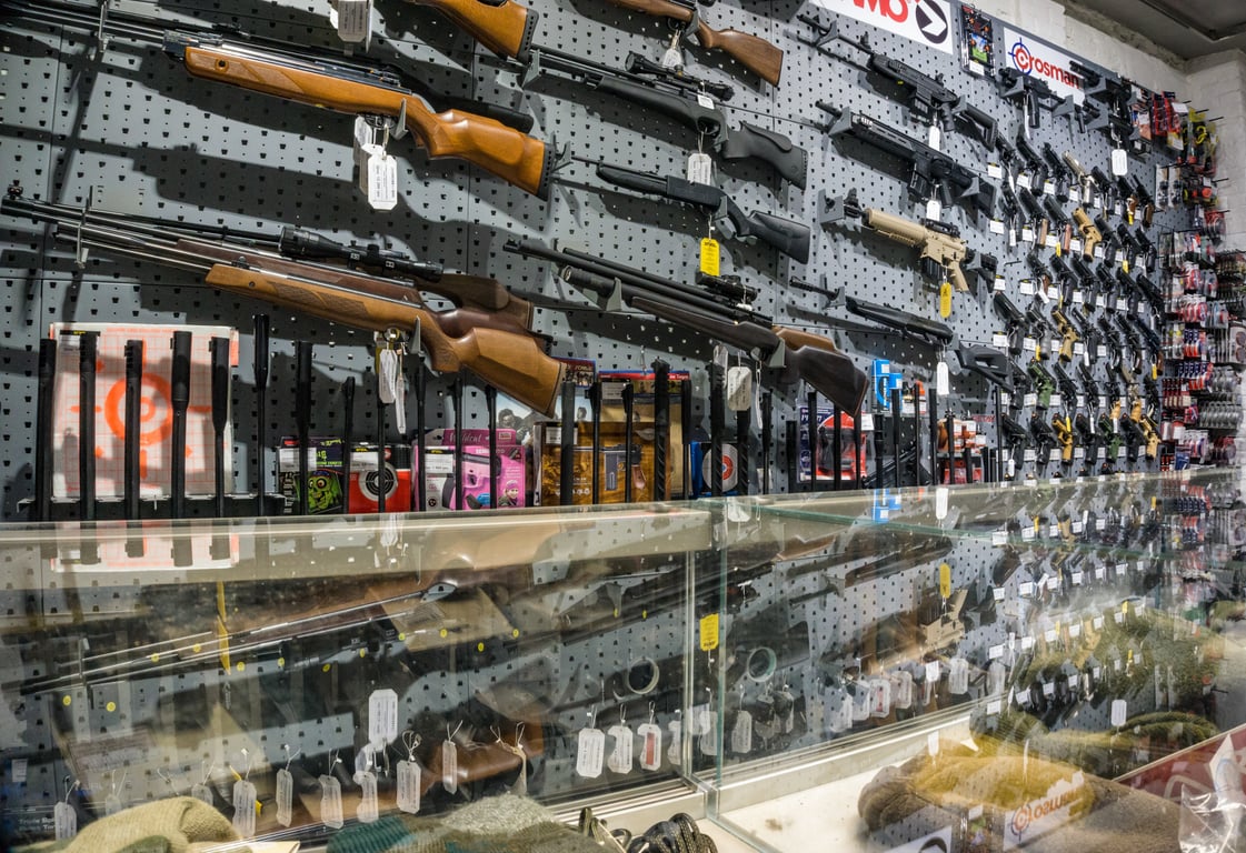 на яку зброю не потрібен дозвіл