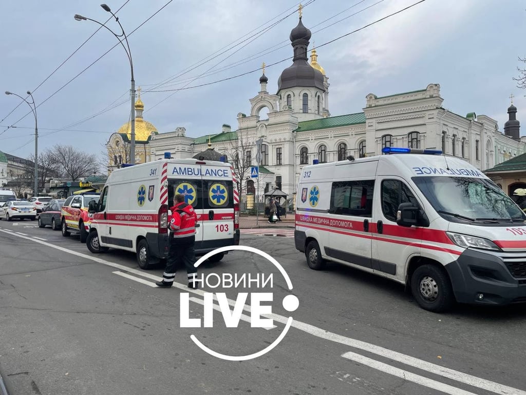 На місці багато рятувальників