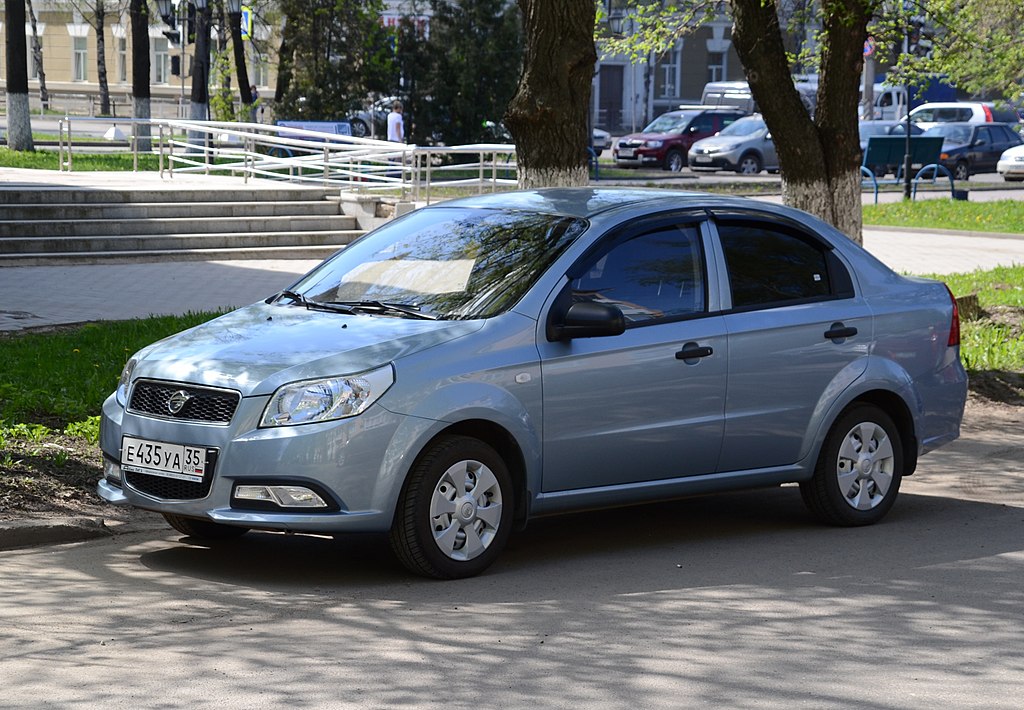 Автомобіль Ravon R3