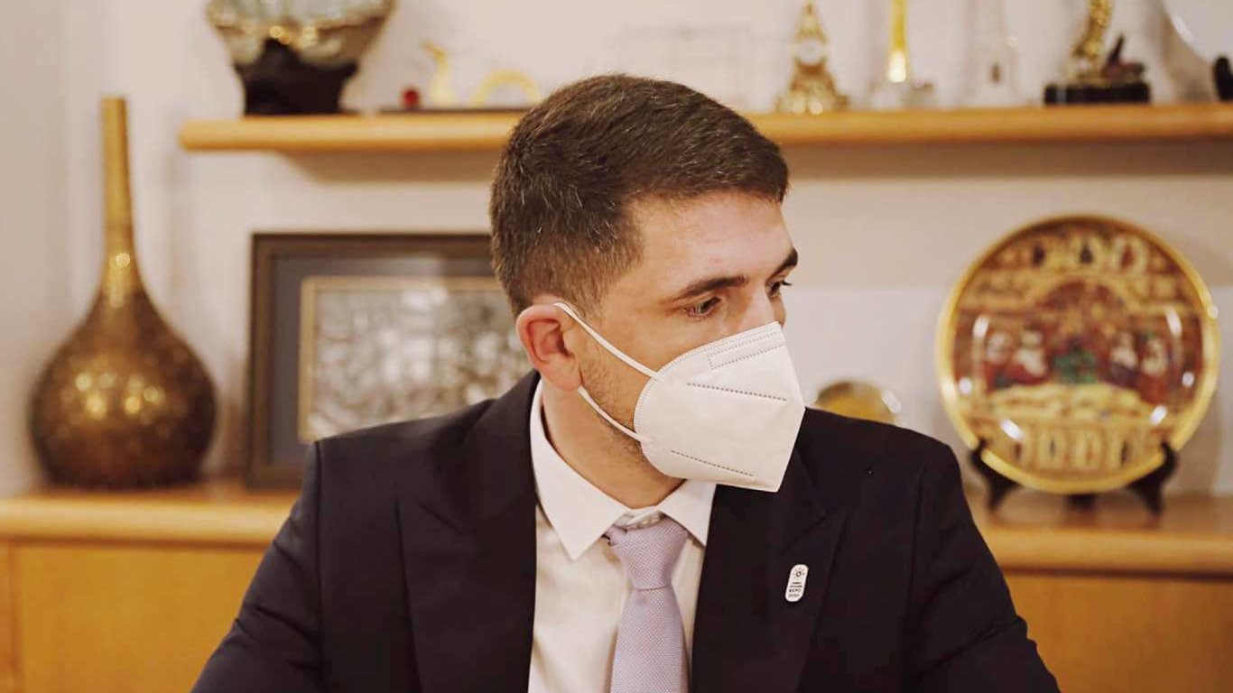 роман григоришин