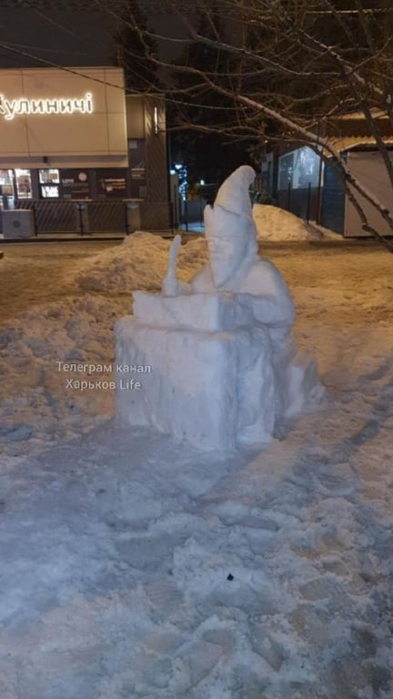 Скульптури зі снігу