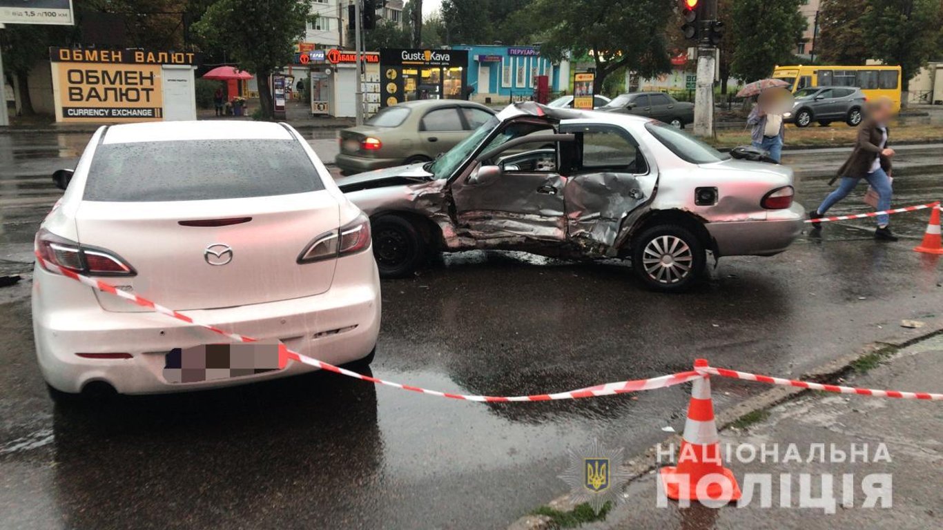 Смертельна ДТП сталась в Одесі - 25-річний поліцейський порушив ПДР та проїхав на червоний