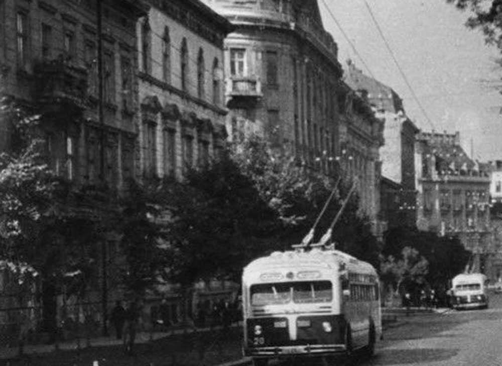 тролейбус, Львов, 1950
