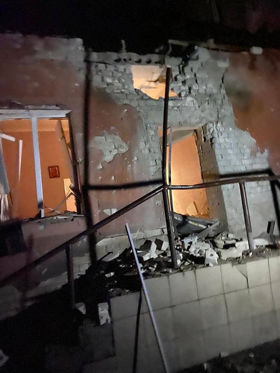 Удар росіян по пологовому в Херсоні