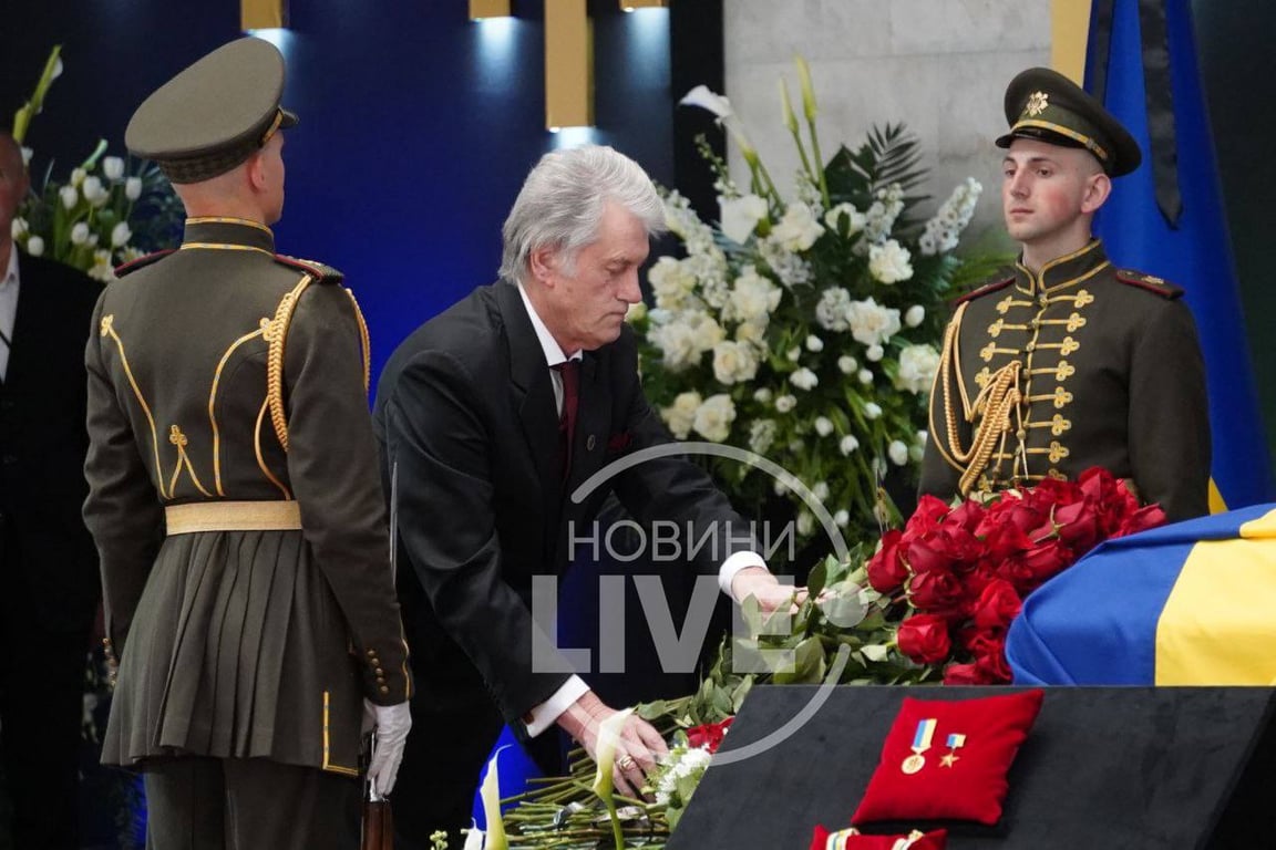 Ющенко - поховання Кравчука