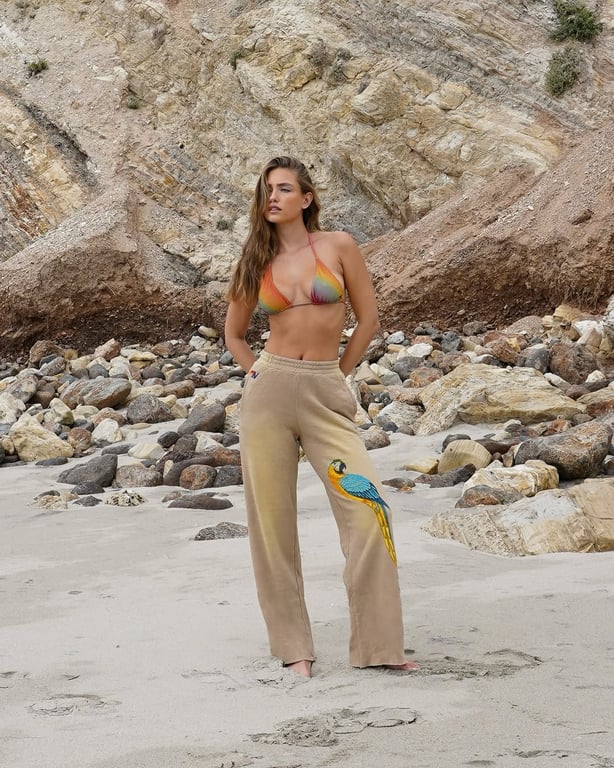 PARROT WIDE LEG POCKET SWEATPANTS - FADED TAN