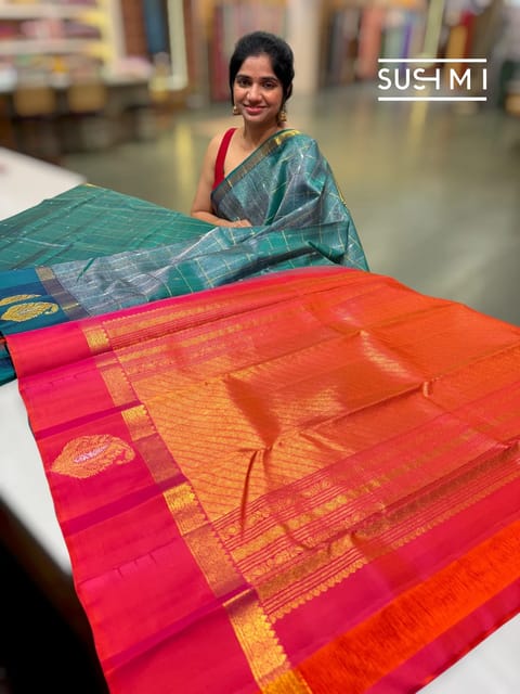 Peacock Green Vaira Oosi Stripes Open Border Designer Vintage Kanjeevaram Saree