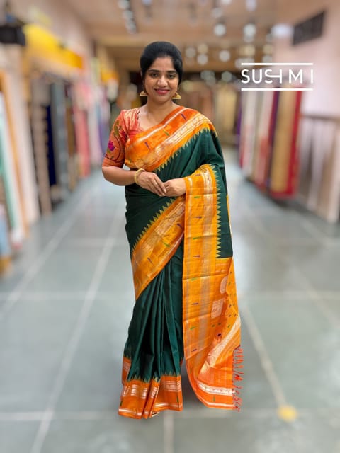 Dark Emerald Green Pure Handloom Gadwal Silk Saree with Paithani Tissue Single Muniya Border