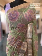 Border detail