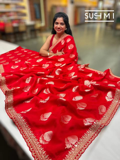 Banarasi Crepe Saree with Statement Borders