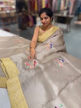 Earthy Tone Pure Organza Saree with banarasi pitawork border and bird applique motifs allover the saree SS50302