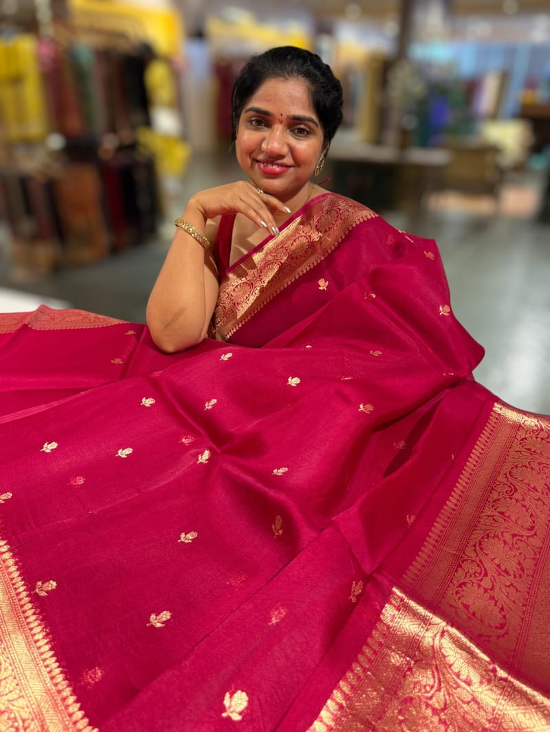 Ruby Pink Premium Kora Banarasi Saree with heavy weaving borders