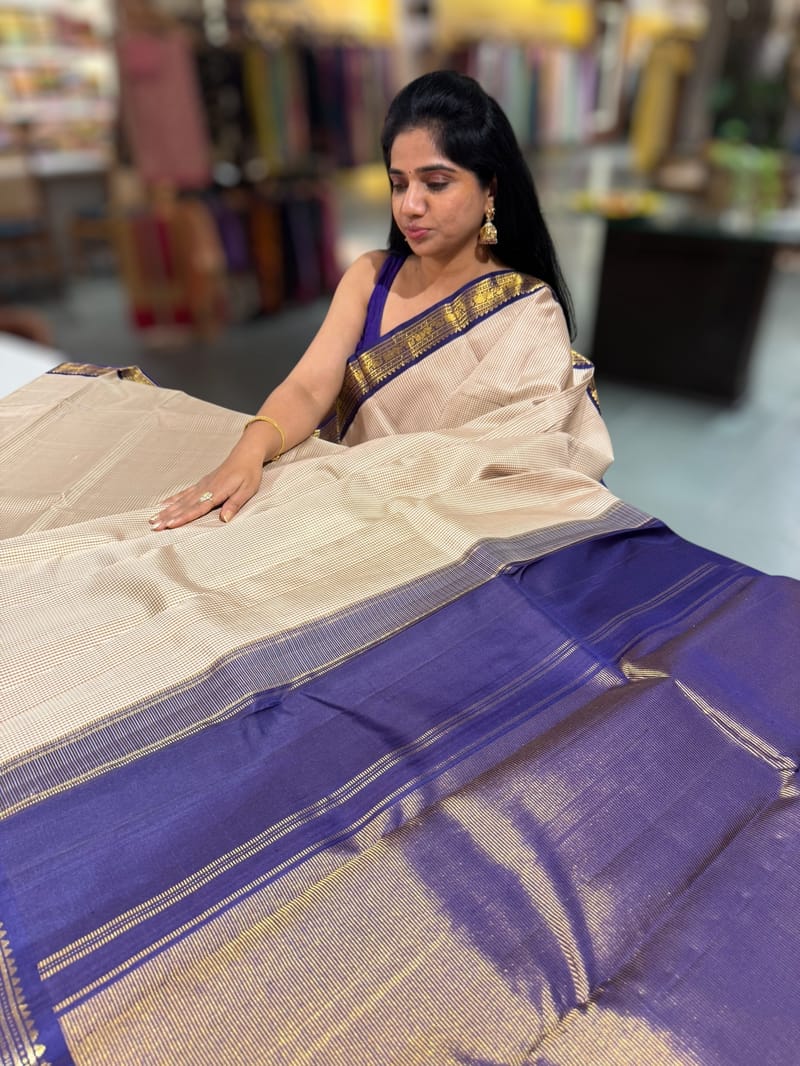 Ivory checks kanjeevaram saree SS50147
