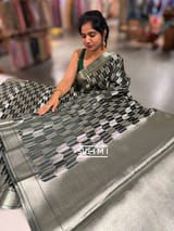 Forest Green Banarasi chinia brocade saree  SS5092
