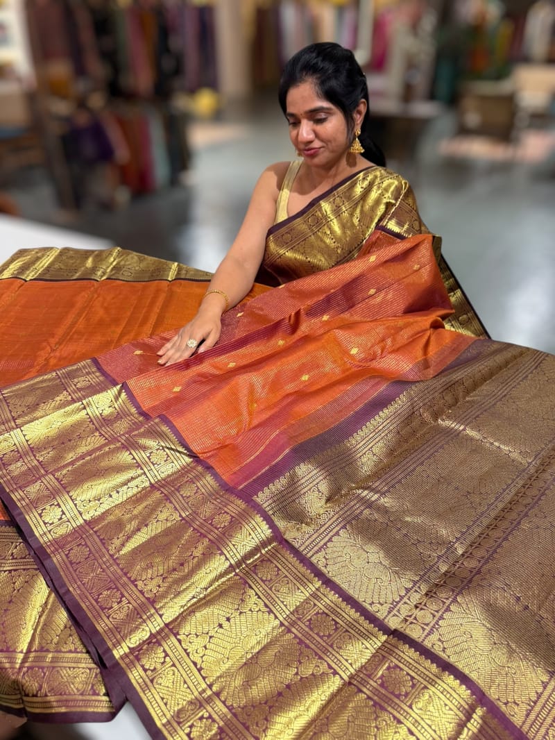 Rust Orange Vaira Oosi checks Vintage Kanchipuram Saree SS50155