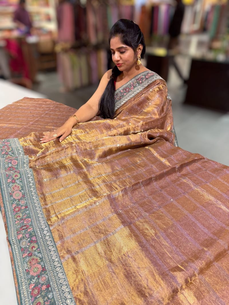 Mauve undertone Tissue checks Saree with sabhyasachi borders SS50395