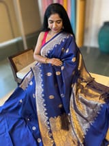 Midnight Blue Banarasi Poona Silk Saree with Open Borders & Kaduwa Weaving SM2513
