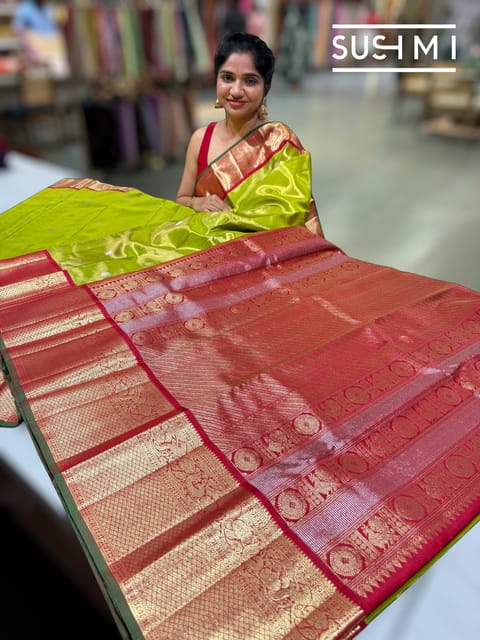 Parrot Green Tissue Vintage Kanjeevaram Saree