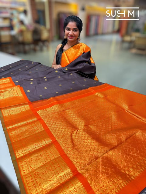 Dark Chocolate and Orange Vombo Vintage Kanjeevaram Saree