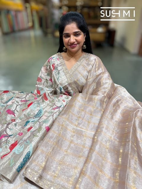 Dusty Mauve Champagne Banarasi Checks Tissue