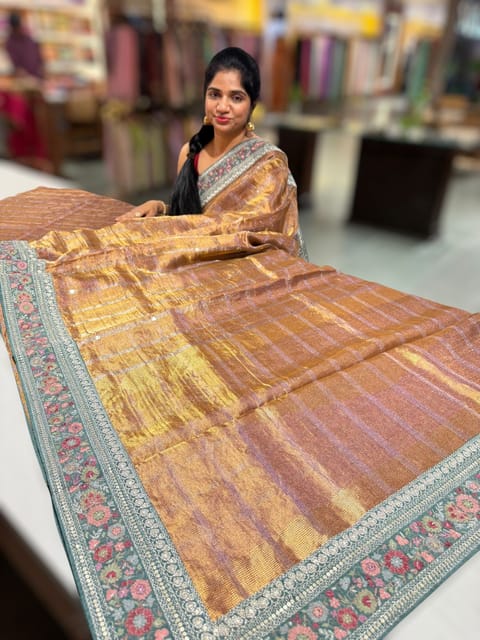 Mauve Undertone Tissue Checks Saree with Statement Borders