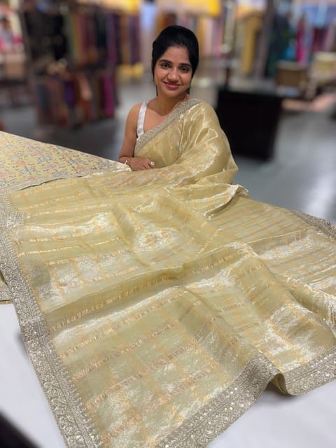 Pista Tissue Checks Saree with Statement Borders