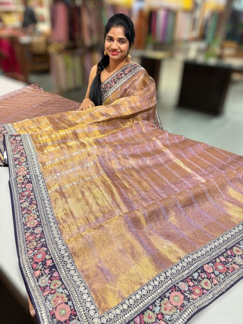 Mauve Tissue Checks Saree with Statement Borders