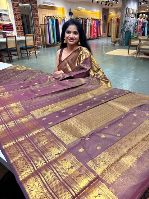 Chocolate Brown Vaira Oori Kanjeevaram Silk Saree
