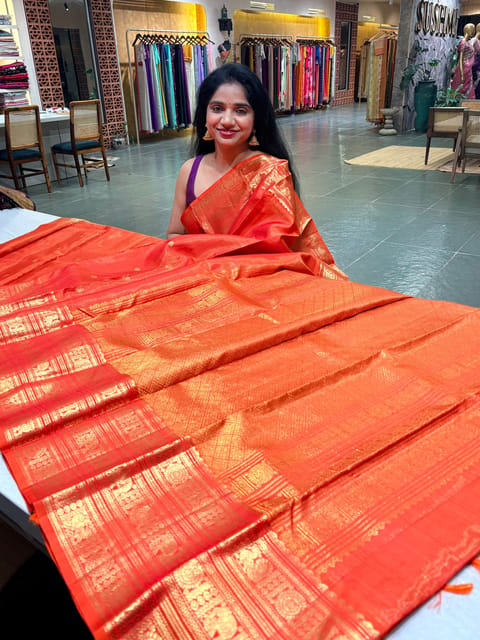 Orange Vaira Oosi Vintage Kanjeevaram Saree