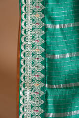 Zari close-up