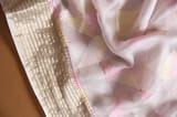 Detail 9