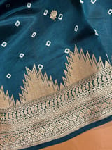 Detail 9