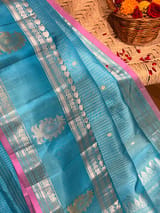 Detail 8