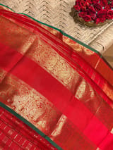 Detail 10