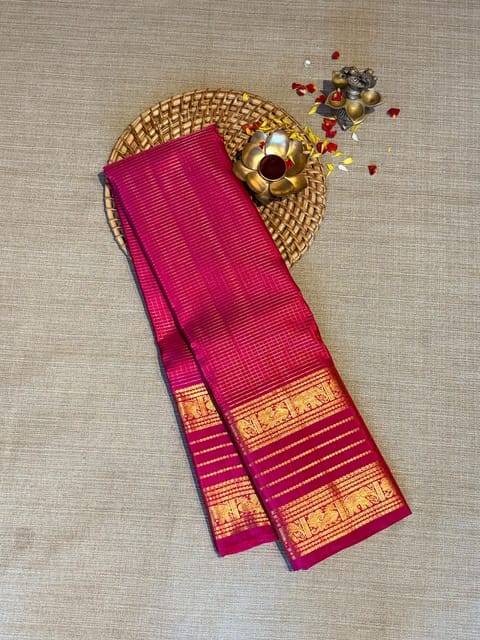 Rani Pink Vintage Checks Kanjeevaram Saree