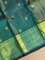 Detail 11