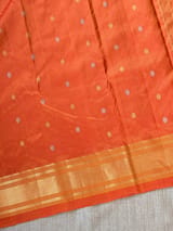 Detail 9