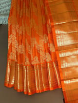 Detail 12