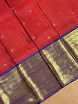 Detail 9
