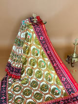 Border detail