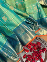 Detail 13