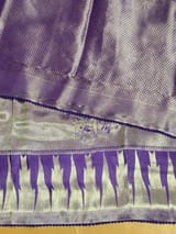 Detail 8