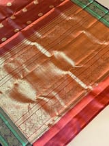 Detail 9