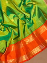 Detail 16