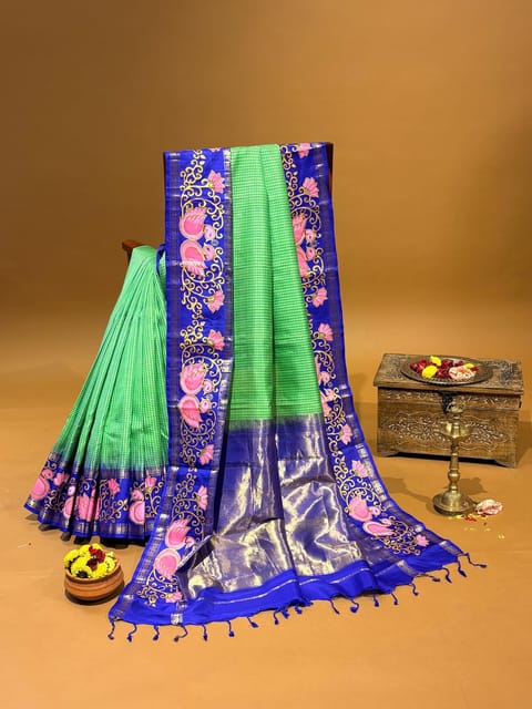 Apple Green Vintage Checks Kanjeevaram Saree with Tanjore Painted Gap Border