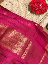 Detail 13