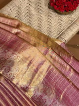 Detail 9
