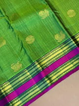 Detail 9
